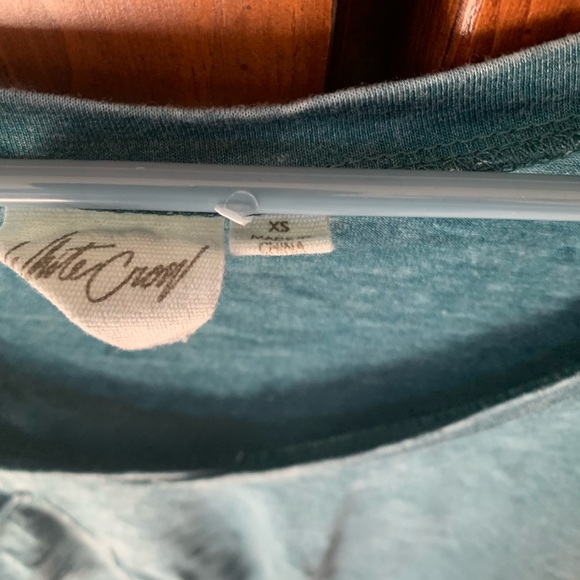 Top - Picture 3 of 3